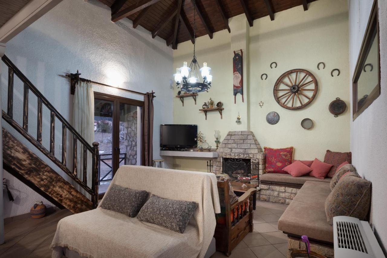 Chalet Renata 1 Livadi Arachovas Kalívia Exteriér fotografie